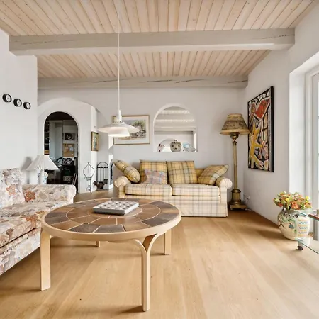 Feriehus Herlek - 450m From The Sea By Interhome Åkirkeby